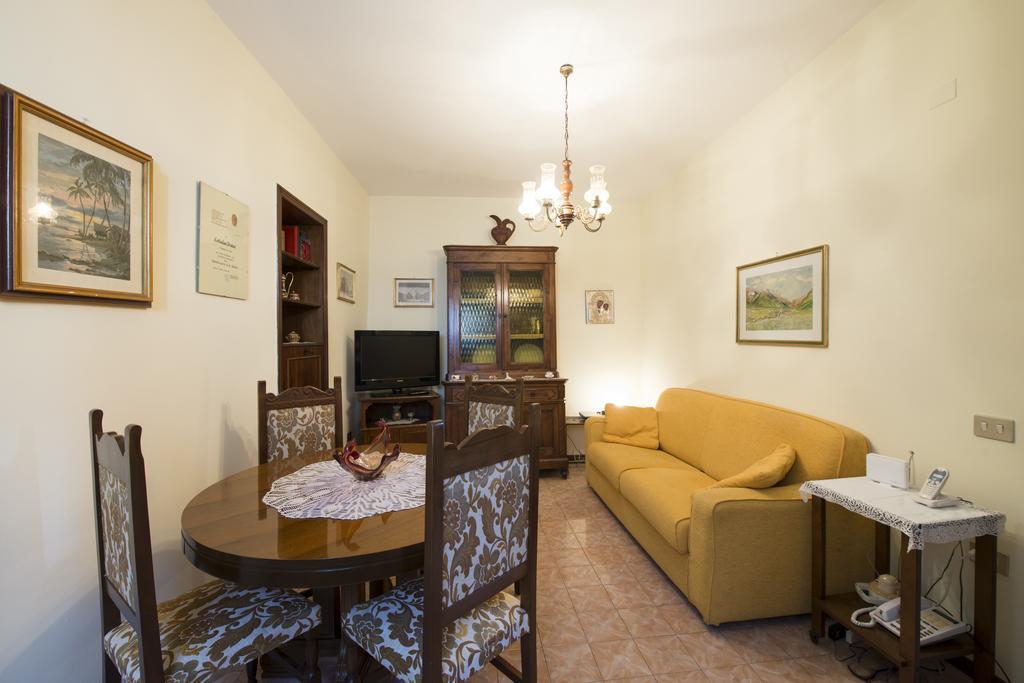 הוילה גוביו Casa Venturi חדר תמונה